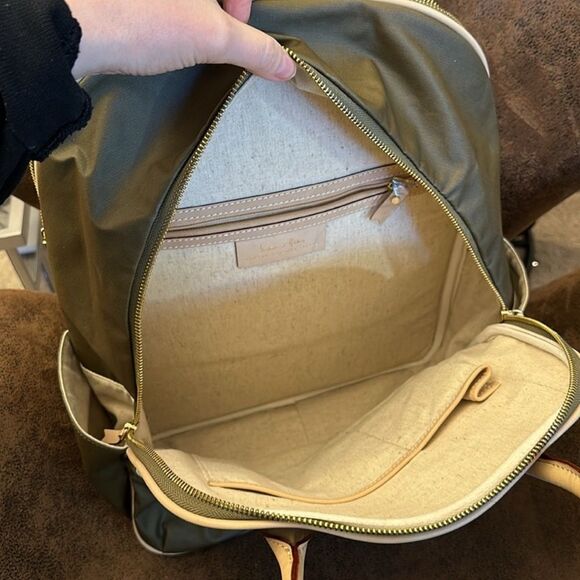 INDIA HICKS BACKPACK JETPACK LAPTOP BAG WORK TRAVEL OLIVE GREEN CARRYALL NWOT - Picture 14 of 17